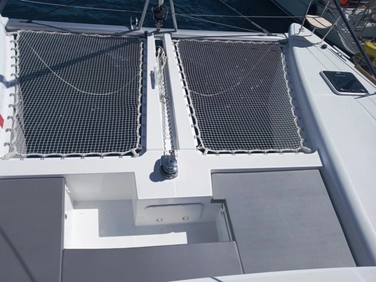 Verhuur Catamaran Lagoon met vaarbewijs