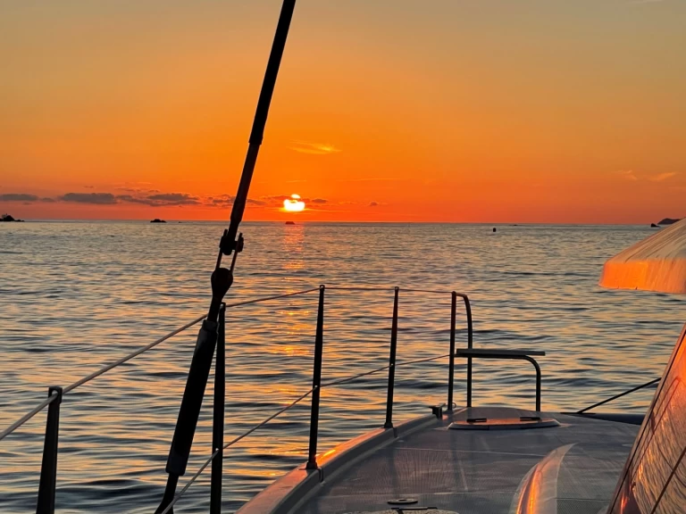 Fountaine Pajot Salina 48 Evolution te huur van particulier of professional in Porto-Vecchio