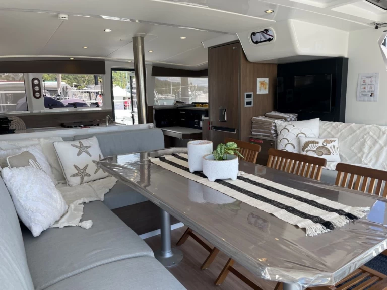 Bootverhuur Airlie Beach goedkoop Bali 4.2