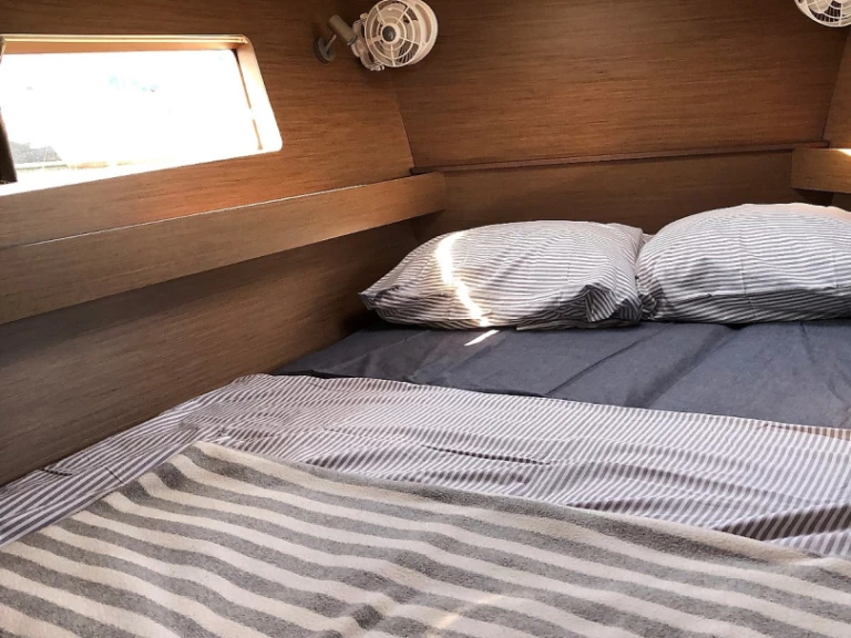 Bénéteau Oceanis 41.1 te huur van particulier of professional in Kos