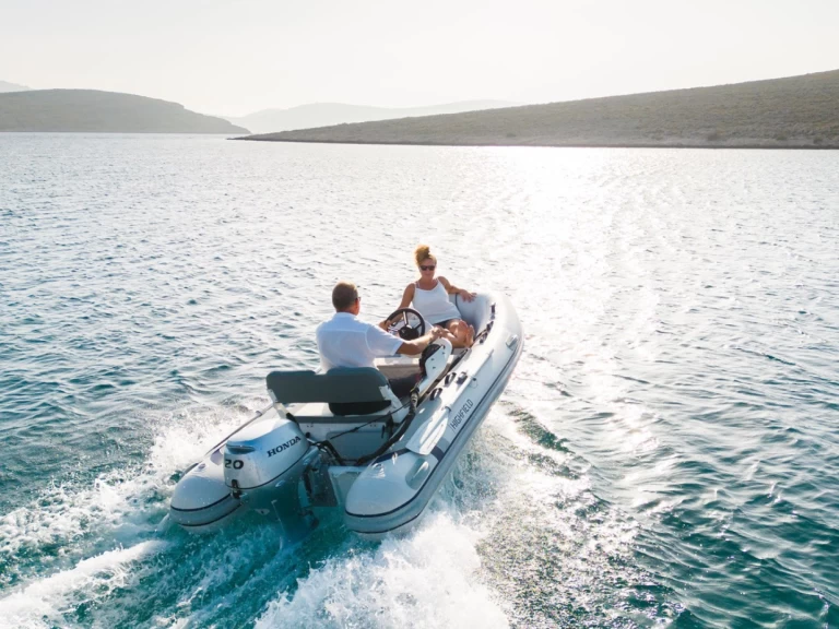 Verhuur Catamaran Lagoon met vaarbewijs