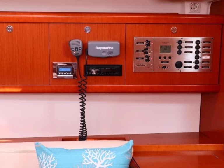 Huur Zeilboot met of zonder schipper Bénéteau in Álimos