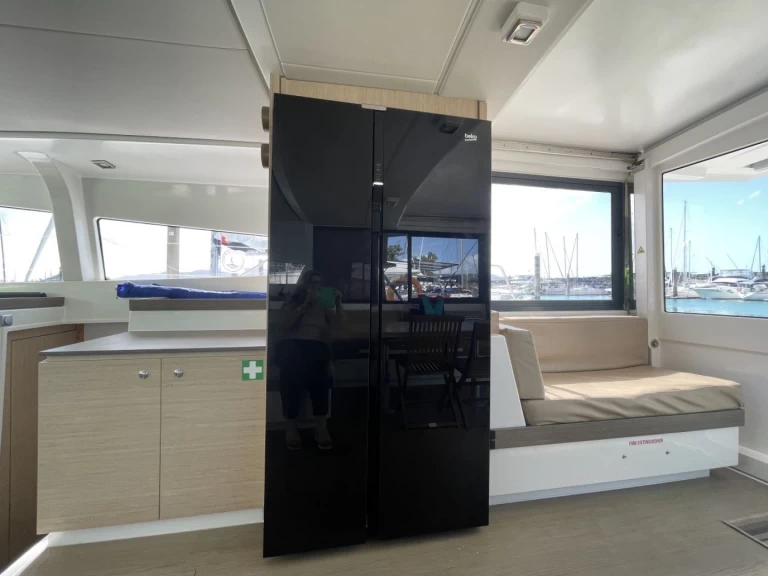 Huur Catamaran met of zonder schipper Bali in Airlie Beach