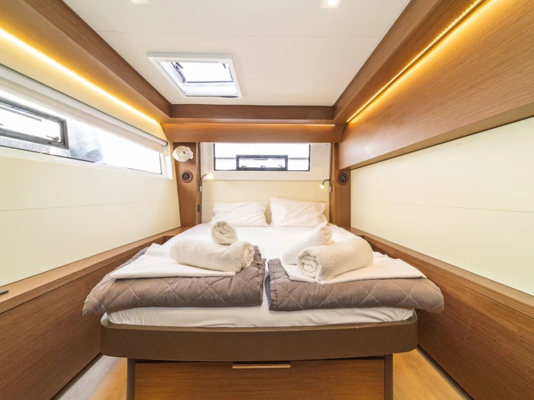 Bootverhuur Lagoon Lagoon 50 in Álimos via SamBoat