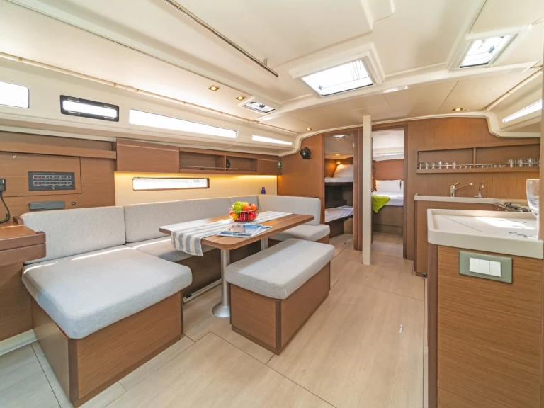 Verhuur Zeilboot in Álimos - Bénéteau Oceanis 40.1