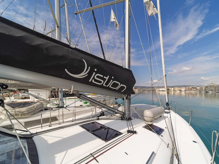 Huur een Jeanneau Sun Odyssey 440 in Deme of Volos