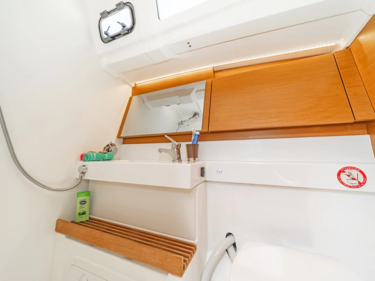 Huur een Jeanneau Sun Odyssey 490 in Skiathos