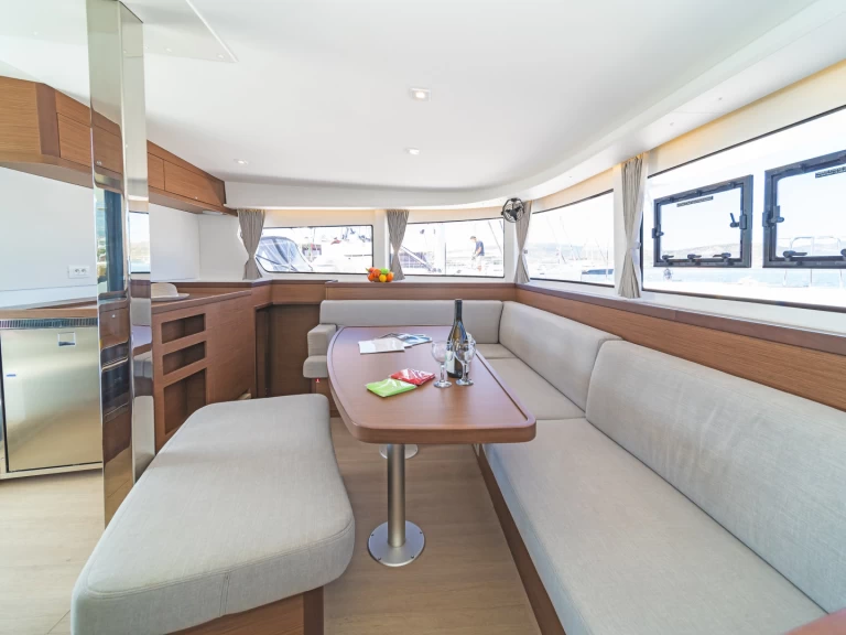 Lagoon Lagoon 42 te huur van particulier of professional in Deme of Volos