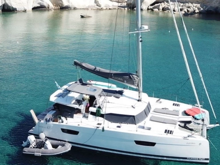 Bootverhuur Fountaine Pajot Saona 47 in Adámas via SamBoat