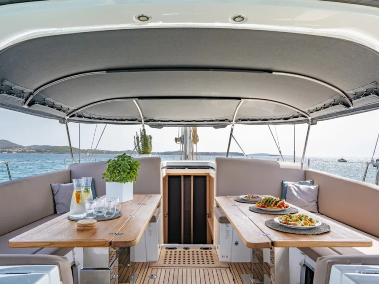 Jachthuur in Ellinikó - Jeanneau Jeanneau 64 via SamBoat