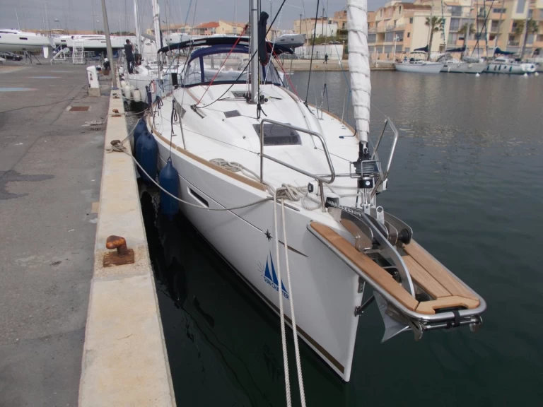 Bootverhuur Golfo Aranci goedkoop Sun Odyssey 419
