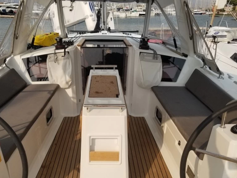 Huur een Bénéteau Oceanis 38.1 in Fethiye
