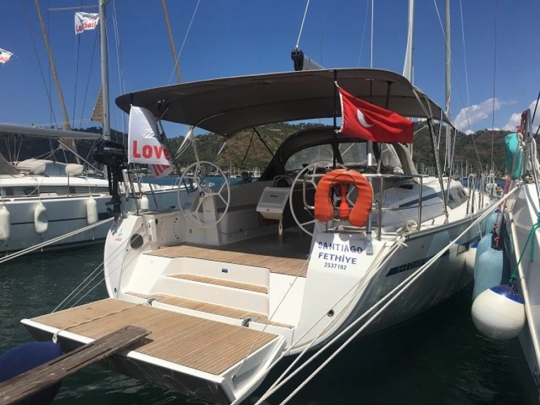 Huur een Bavaria Cruiser 46 in Fethiye