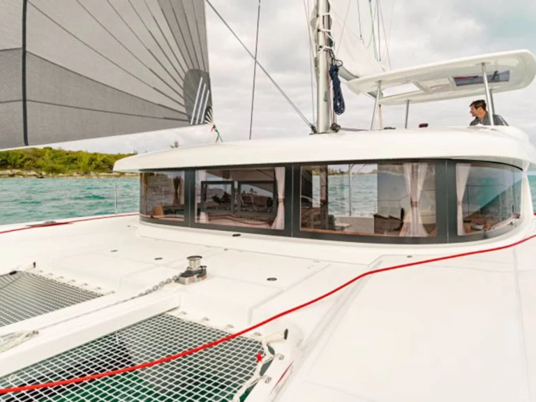 Verhuur Catamaran Lagoon met vaarbewijs