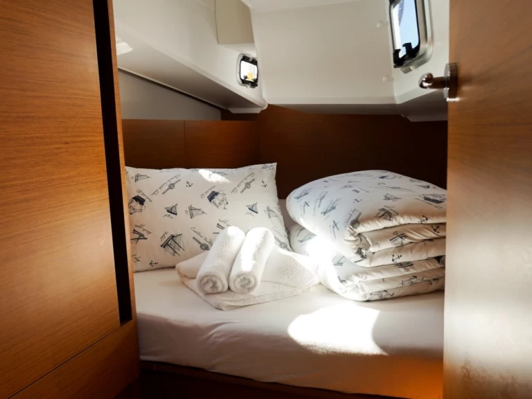 Zeilboot te huur in Pirovac voor de beste prijs