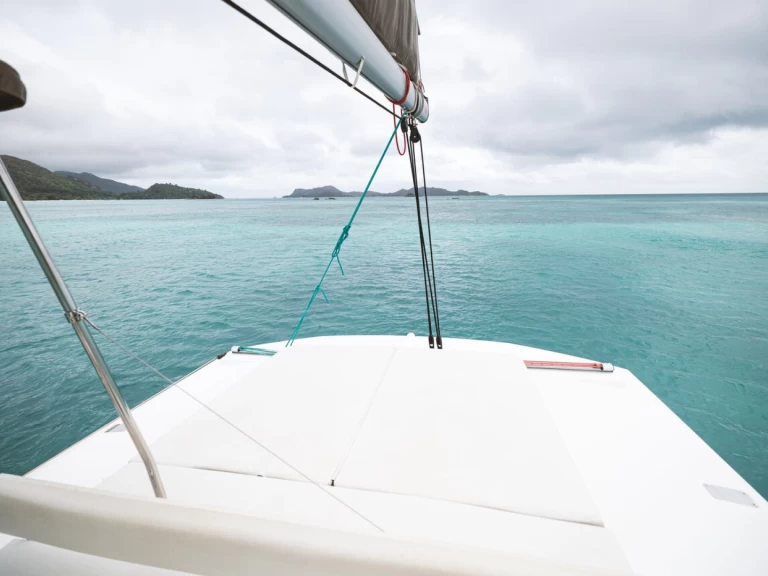 Catamaran te huur in Eden Island voor de beste prijs