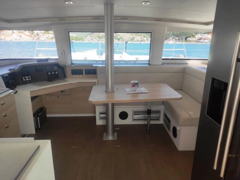 Verhuur Catamaran Bali met vaarbewijs