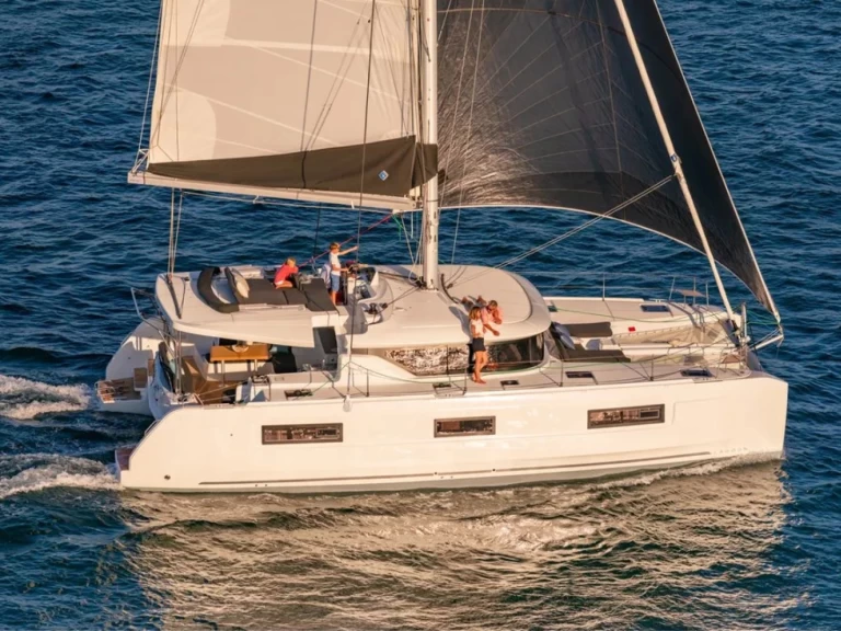 Bootverhuur Lagoon Lagoon 46 in Le Marin via SamBoat