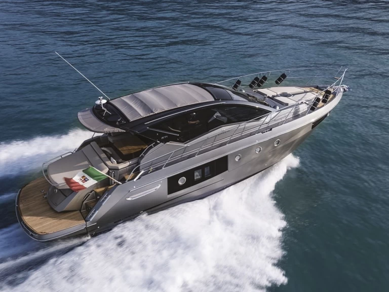 Cranchi Cranchi M44 HT te huur van particulier of professional in Napels