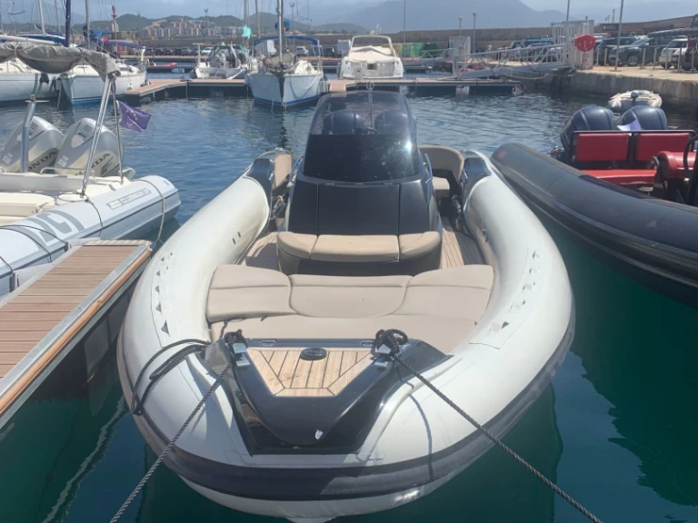 Bootverhuur Lomac Adrenalina 7.0 in Ajaccio via SamBoat