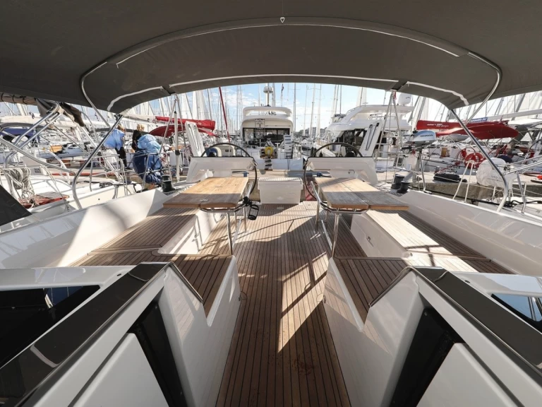Huur een Hanse Hanse 460 in Biograd na Moru