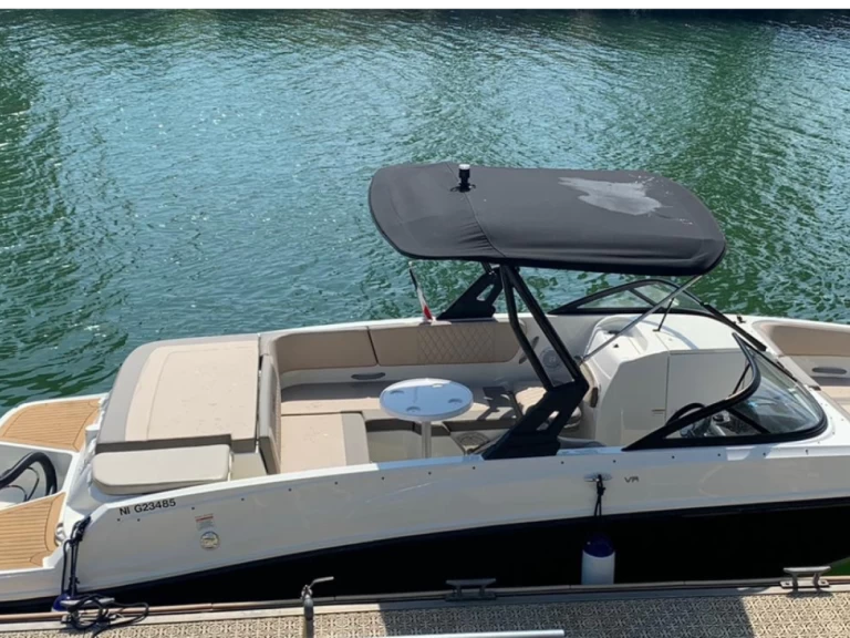 Bayliner VR6 te huur van particulier of professional in Cannes