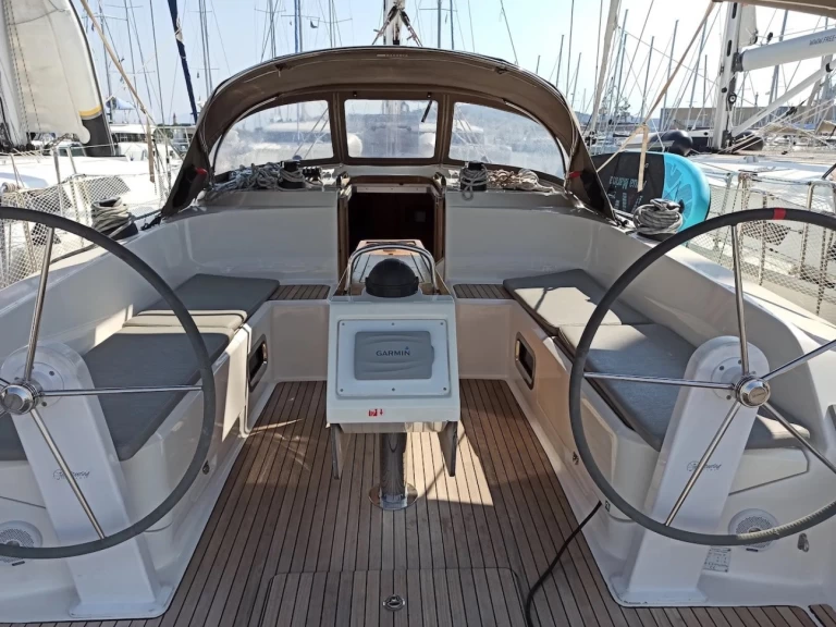 Bootverhuur Bavaria Cruiser 46 in Seget Donji via SamBoat