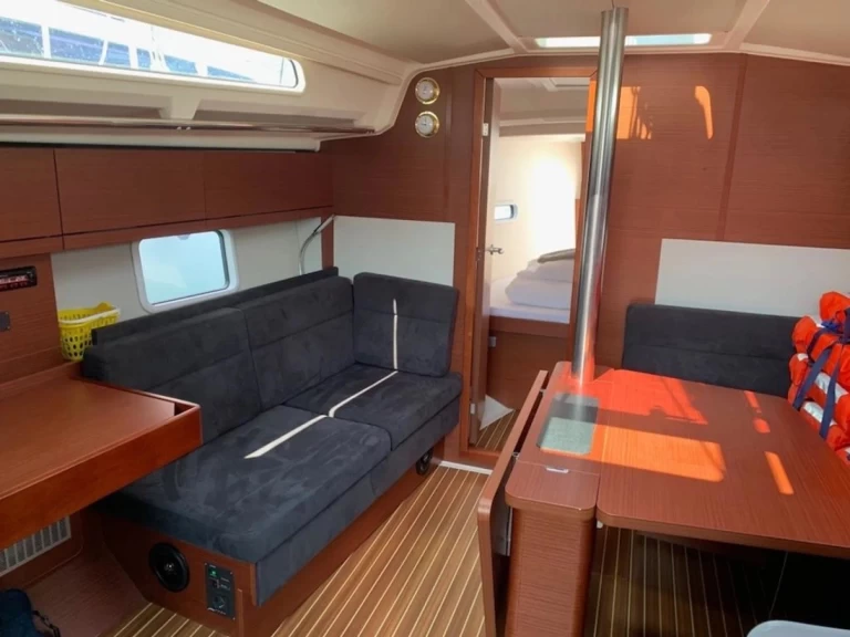 Hanse Hanse 388 te huur van particulier of professional in Seget Donji