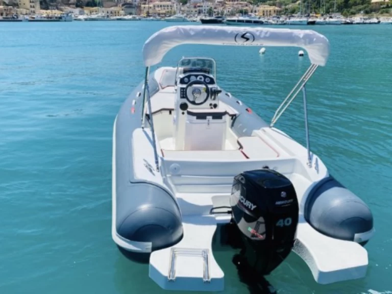 Huur RIB met of zonder schipper Trimarchi in Castellammare del Golfo