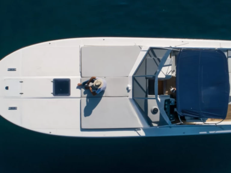 Huur Motorboot met of zonder schipper Itama in Sorrento