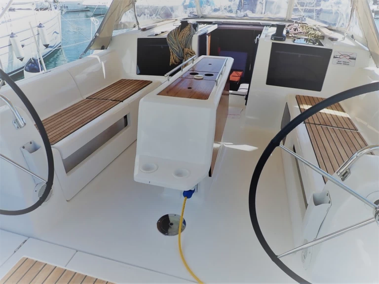 Bootverhuur Dufour Dufour 412 Grand Large in Biograd na Moru via SamBoat