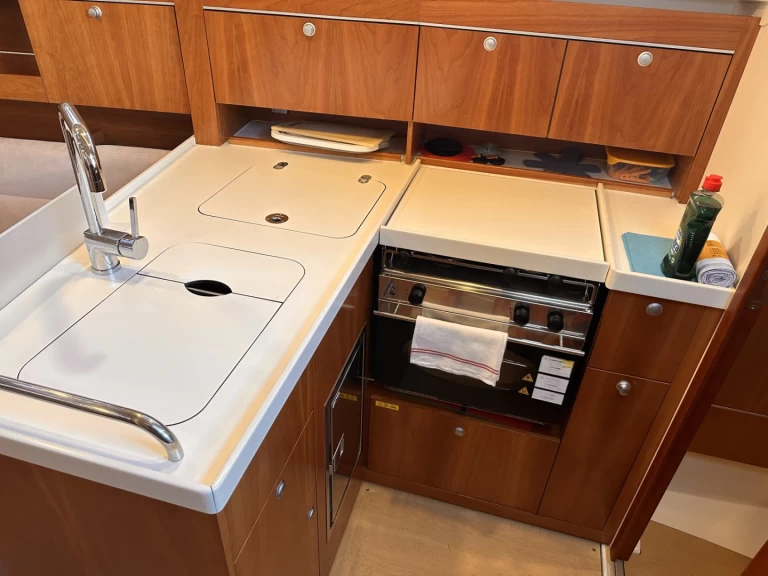 Huur een Hanse Hanse 345 in Empuriabrava