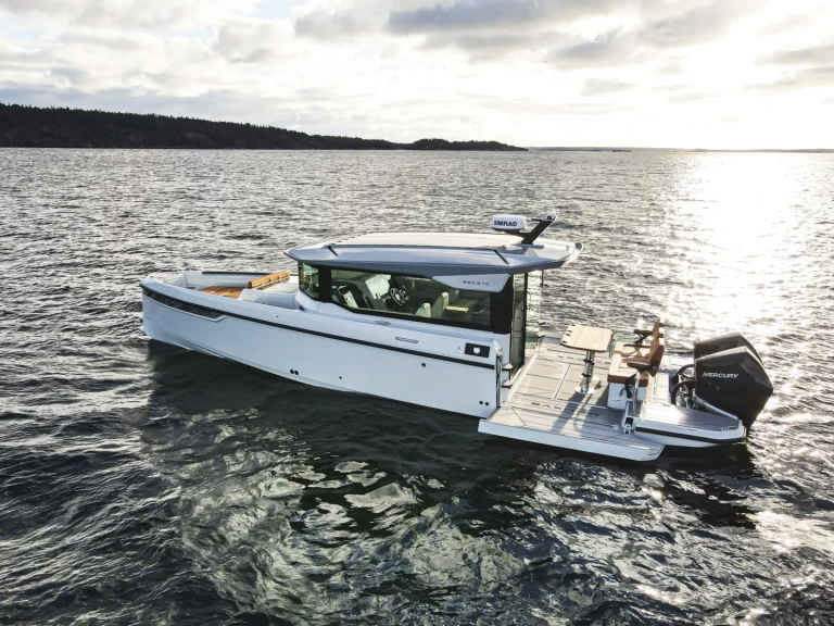 Bootverhuur Saxdor Saxdor 320 GTC in Gouviá via SamBoat