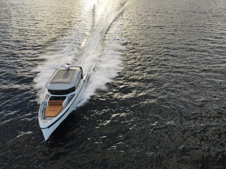 Motorboot te huur in Gouviá voor de beste prijs