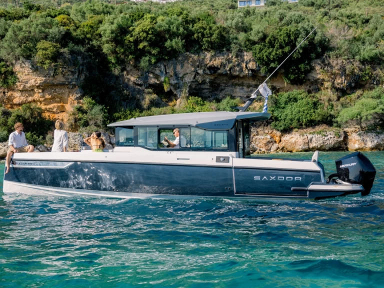 Motorboot te huur in Gouviá voor de beste prijs