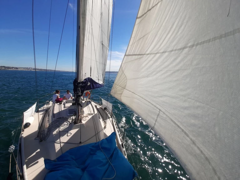 Huur een Bénéteau First 32 Bénéteau First 32 in Caxias