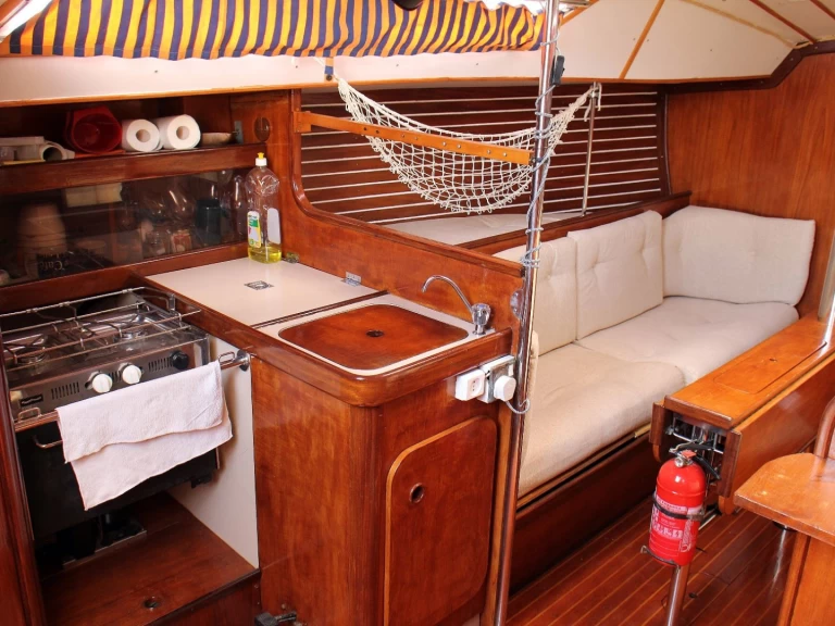 Bootverhuur Caxias goedkoop Bénéteau First 32