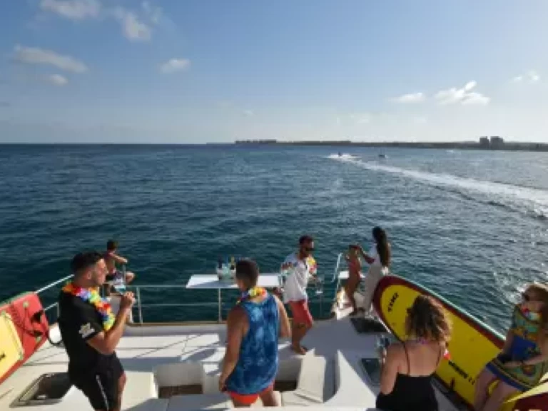 Huur Motorboot met of zonder schipper Lagoon in Torrevieja
