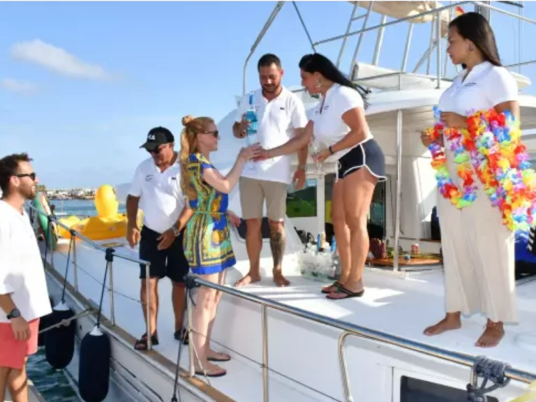 Jachthuur in Torrevieja - Lagoon Lagoon 43 Power via SamBoat