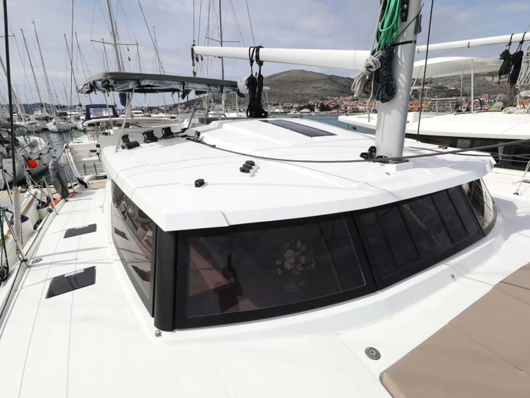 Verhuur Catamaran in Trogir - Fountaine Pajot Astrea 42