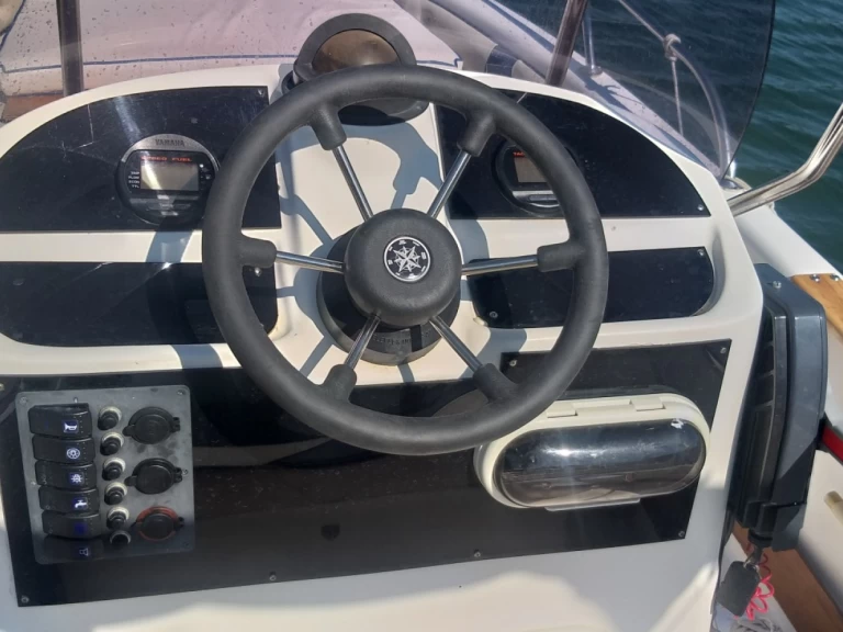 Huur Motorboot met of zonder schipper Saver in La Spezia