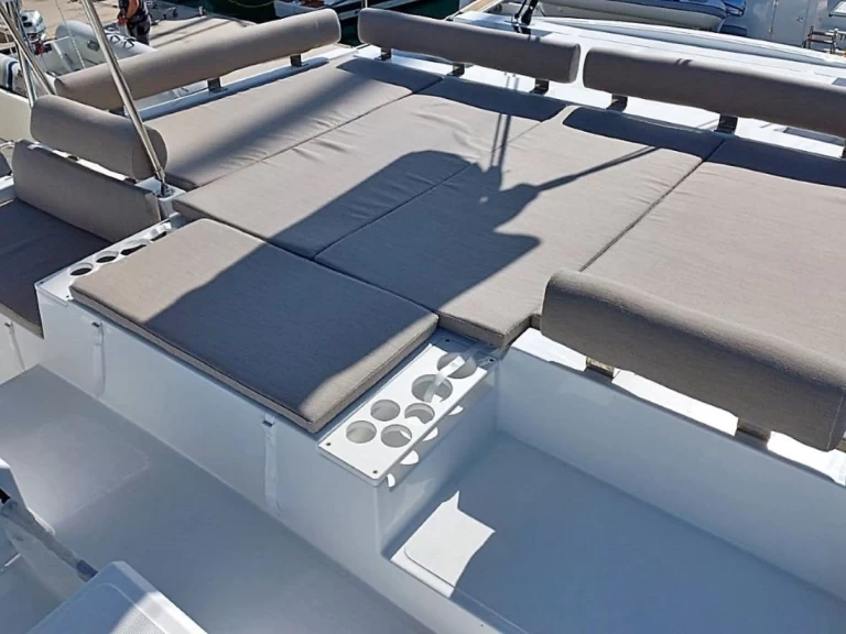 Bootverhuur Bali Bali Catspace Voile in Trogir via SamBoat