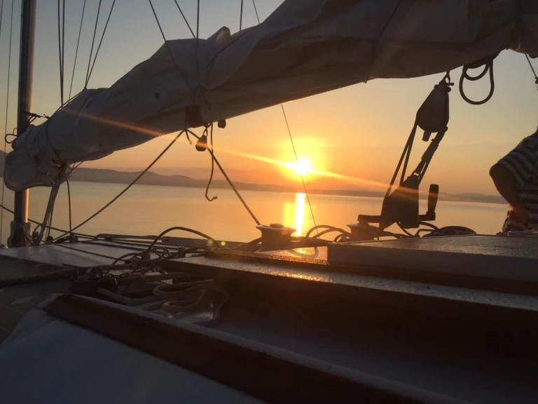 Cantieri Bove Bovecat 9.95 te huur van particulier of professional in Trevignano Romano