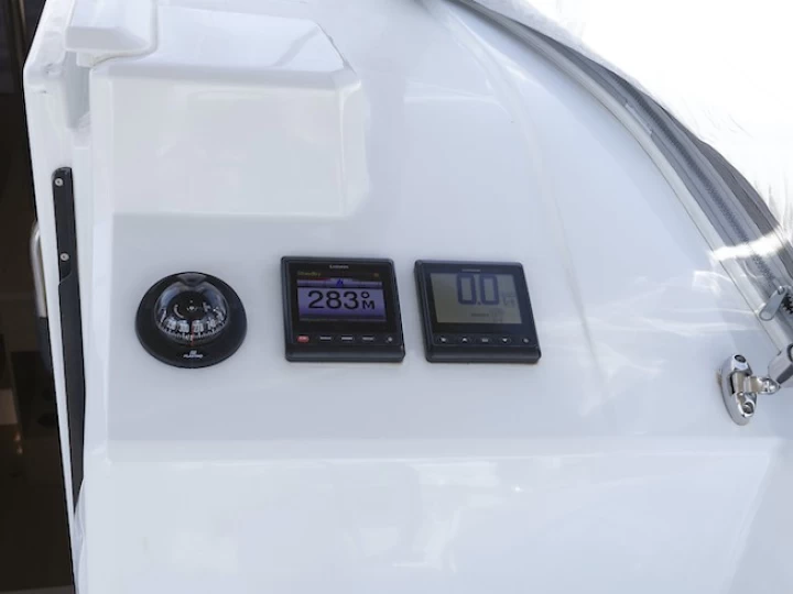 Bootverhuur Bénéteau Oceanis 30.1 in Kaštela via SamBoat