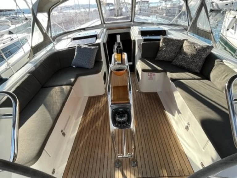 Bootverhuur Biograd na Moru goedkoop Hanse 455