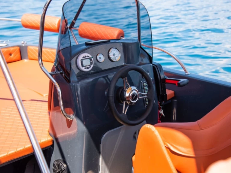 Bootverhuur Old port of Corfu goedkoop Ithaka 550