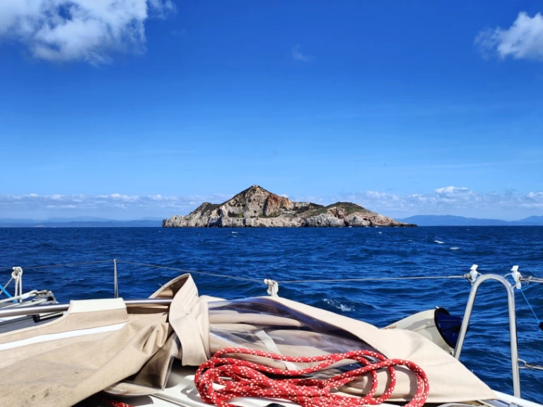 Huur een Bénéteau Oceanis 40 in Punta Ala