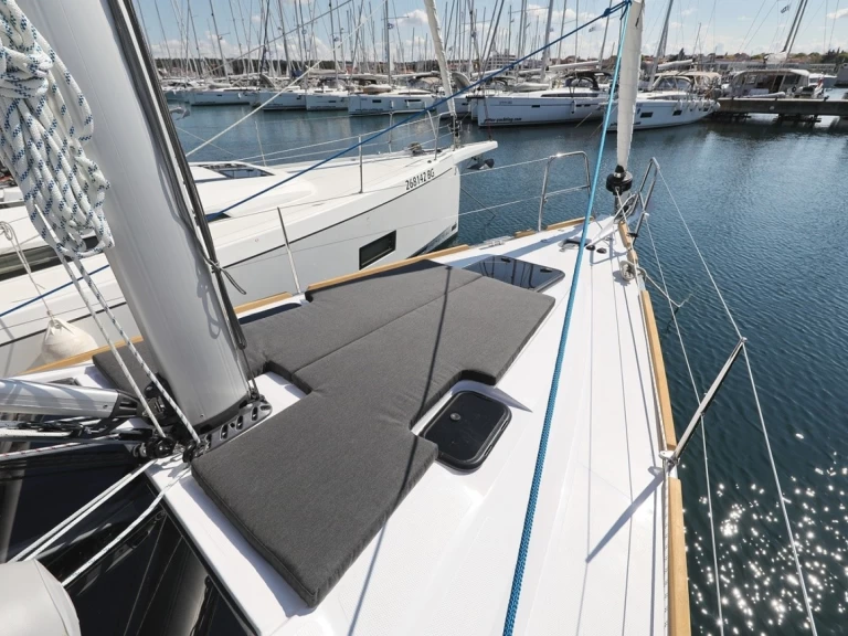 Verhuur Zeilboot in Biograd na Moru - Elan Impression 40.1