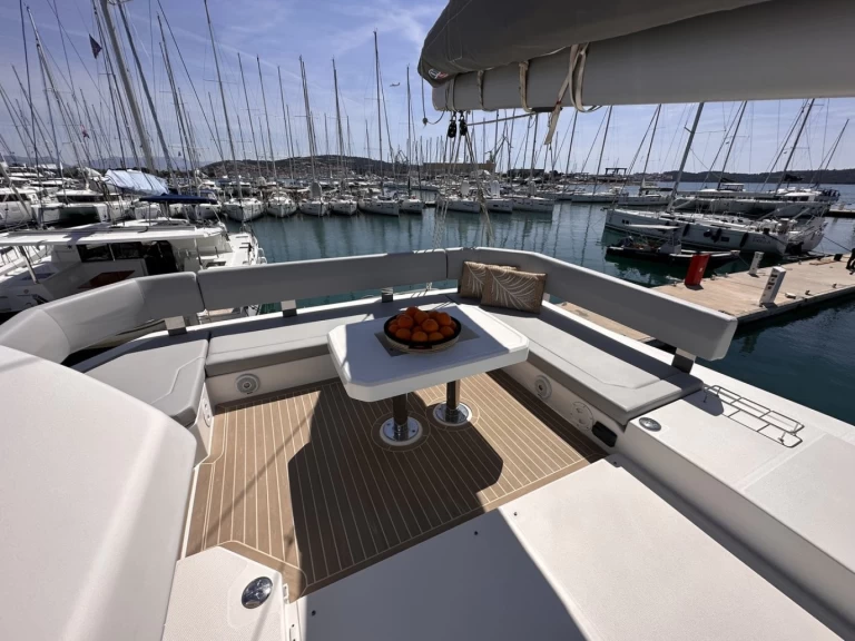 Huur Catamaran met of zonder schipper Leopard Catamarans / Robertson & Caine in Seget Donji