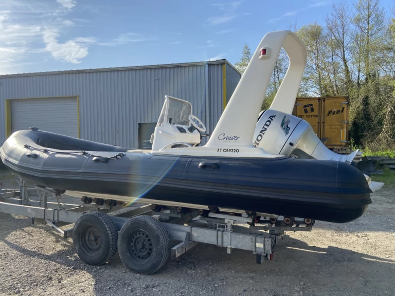 Bootverhuur Bénodet goedkoop V 620 Sport